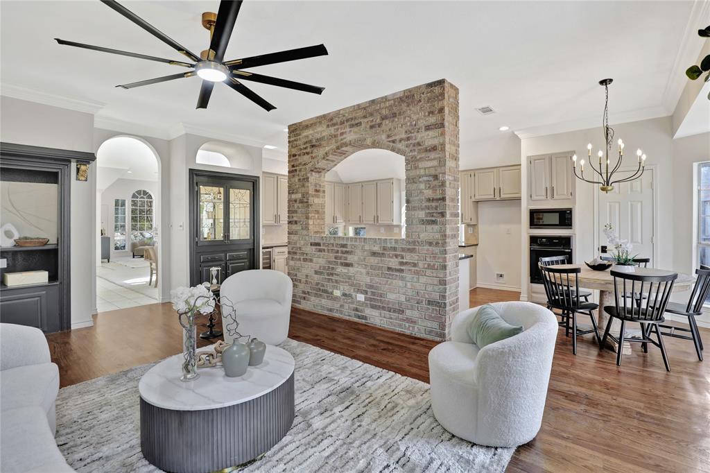 2720 Green Oak Court