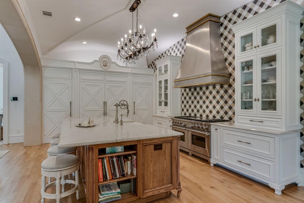 Old Orchard Country Estate Unrec - Residential