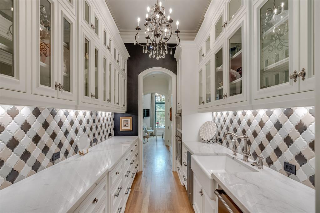 Old Orchard Country Estate Unrec - Residential