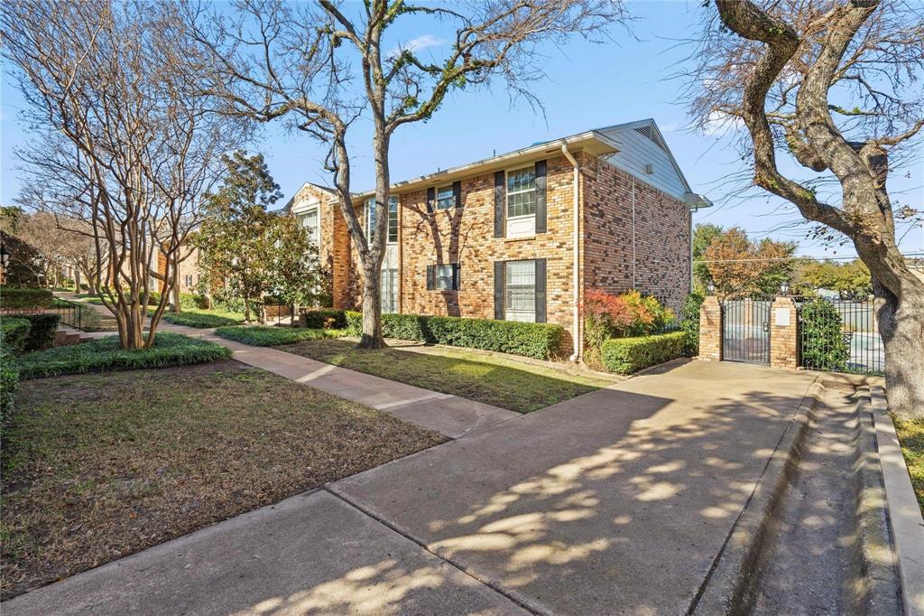 Williamsburg 02 Condo - Residential