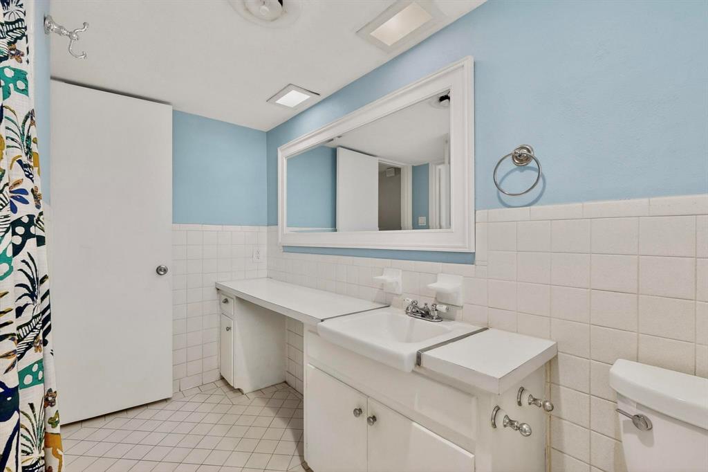 Williamsburg 02 Condo - Residential