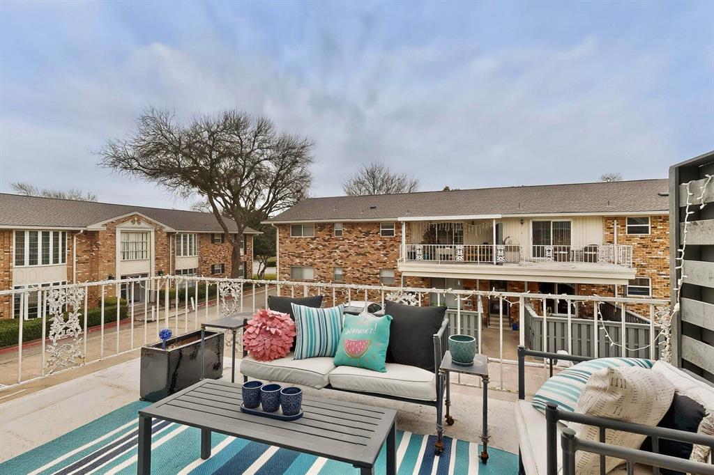 Williamsburg 02 Condo - Residential