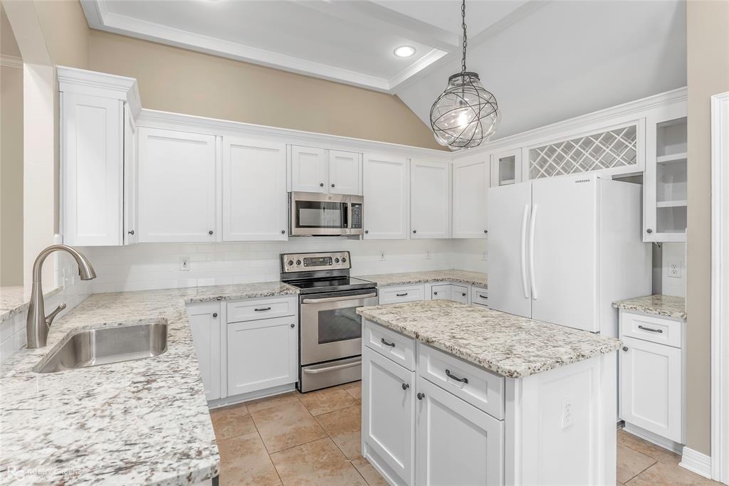 MADISON PLACE - Residential