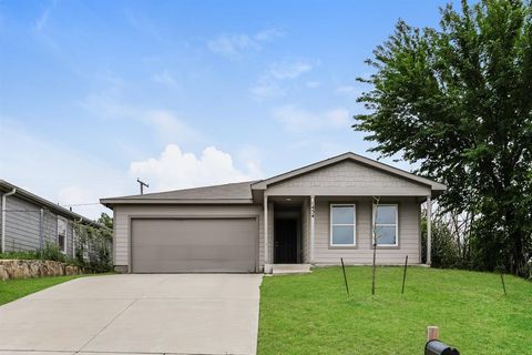 1454 Avenue Avenue E Fort Worth TX 76104