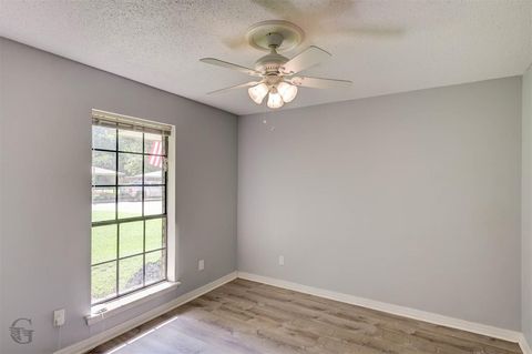 Tiny photo for 3063 Hayes Drive, Shreveport, LA 71118 (MLS # 21341240)