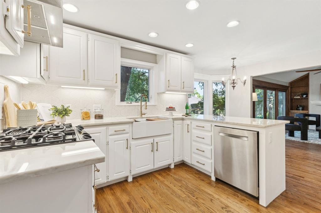 633 Highland Meadows Drive