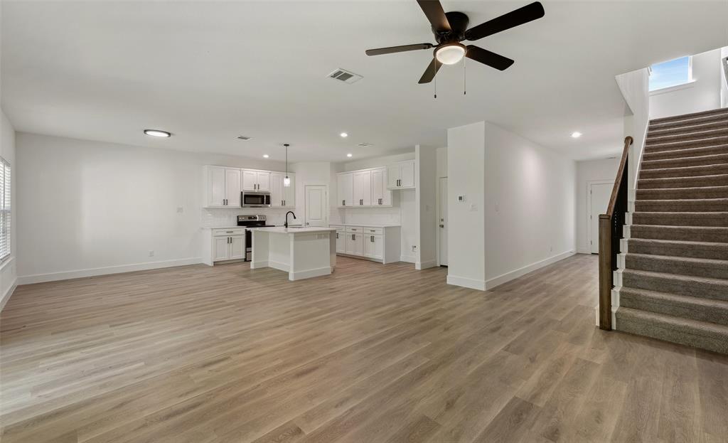 Fort Worth, Texas 76104, United States, 4 Bedrooms Bedrooms, ,3 BathroomsBathrooms,Residential,Active,22676