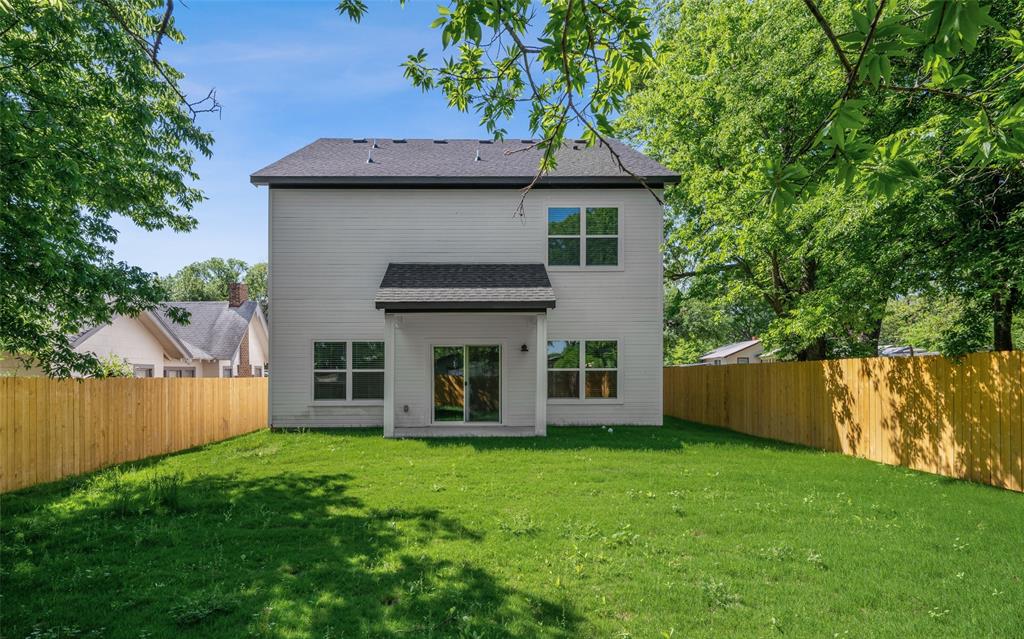 Fort Worth, Texas 76104, United States, 4 Bedrooms Bedrooms, ,3 BathroomsBathrooms,Residential,Active,22676