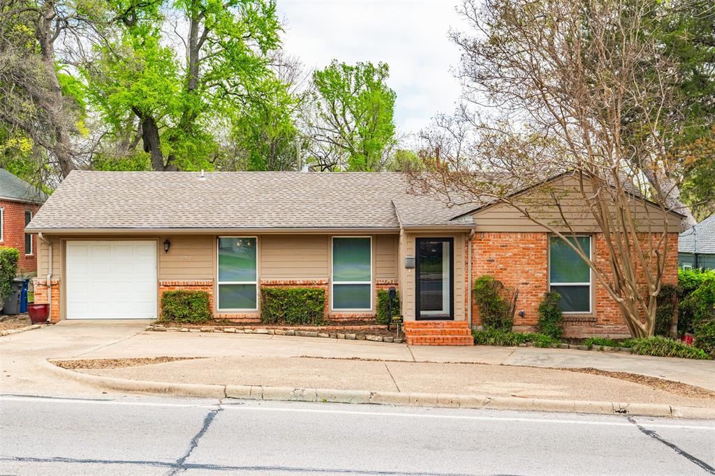 936 N Buckner Boulevard