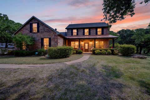Photo of 2197 Meadow Way, Terrell, TX 75160 (MLS # 21329461)