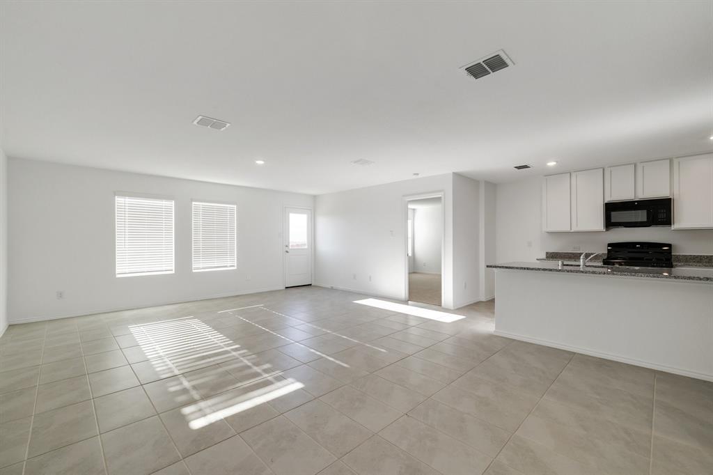 LINDEN HILLS PHASE 3 - Residential Lease