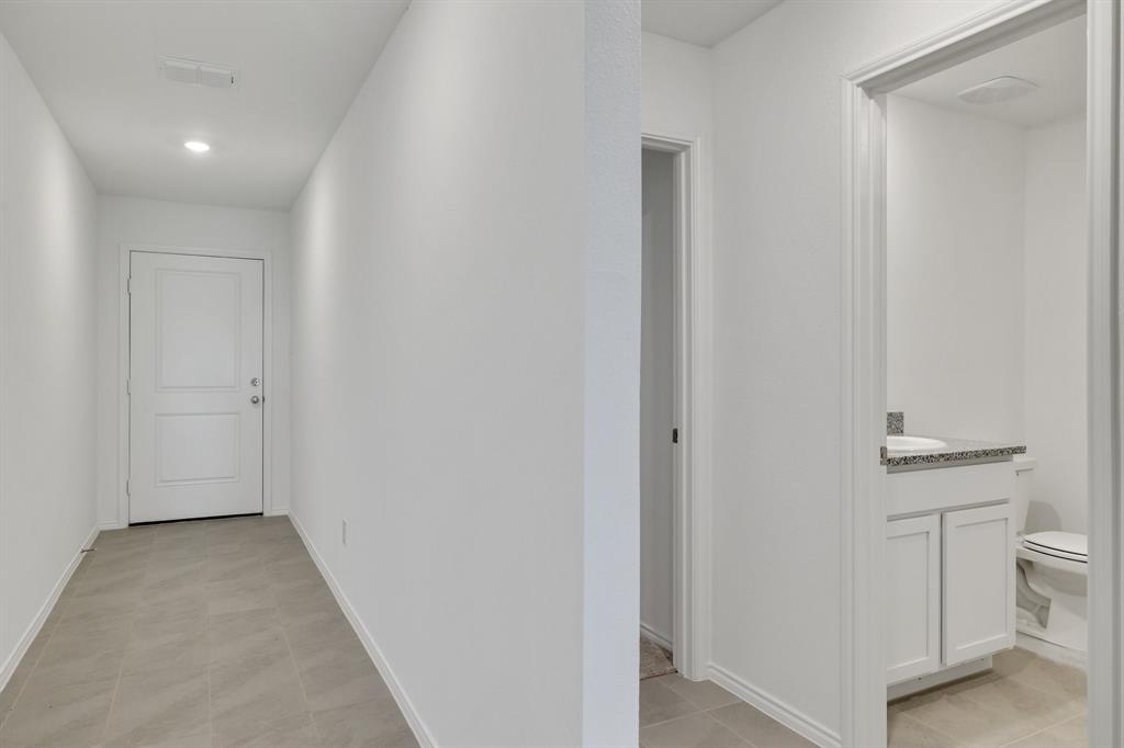 LINDEN HILLS PHASE 3 - Residential Lease