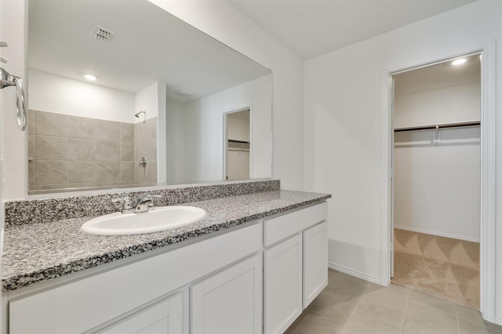 LINDEN HILLS PHASE 3 - Residential Lease