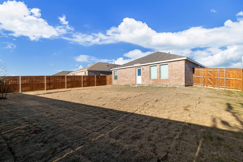 LINDEN HILLS PHASE 3 - Residential Lease