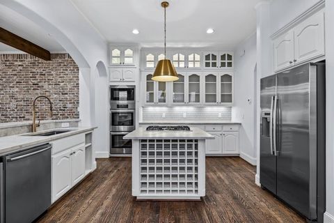 Tiny photo for 4318 University Boulevard, University Park, TX 75205 (MLS # 21112620)