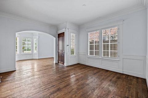 Tiny photo for 4318 University Boulevard, University Park, TX 75205 (MLS # 21112620)