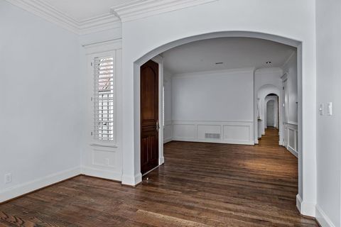 Tiny photo for 4318 University Boulevard, University Park, TX 75205 (MLS # 21112620)