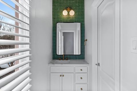 Tiny photo for 4318 University Boulevard, University Park, TX 75205 (MLS # 21112620)