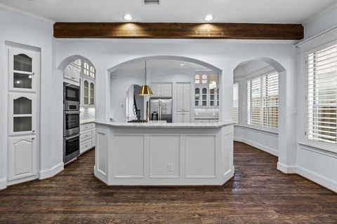 Tiny photo for 4318 University Boulevard, University Park, TX 75205 (MLS # 21112620)