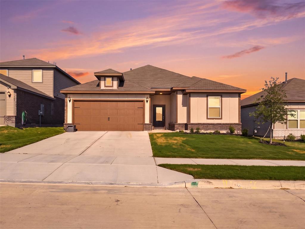 905 Cawthorne Trail
