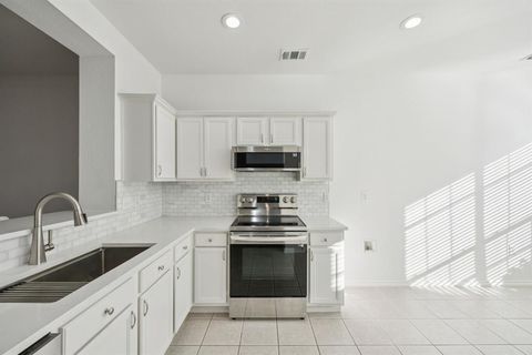 Tiny photo for 9825 Kaufman Place, Plano, TX 75025 (MLS # 21102061)