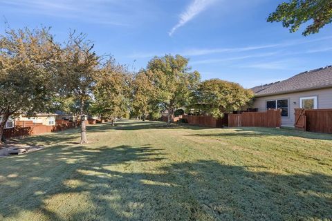 Tiny photo for 9825 Kaufman Place, Plano, TX 75025 (MLS # 21102061)