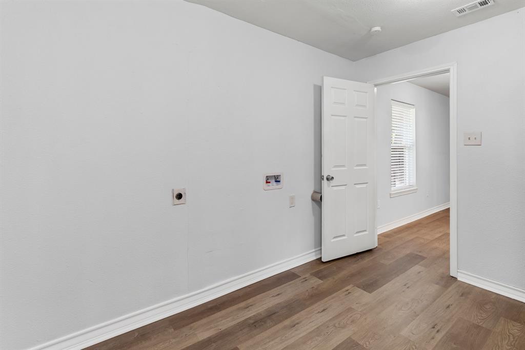 W J Newcomb #2 - Residential