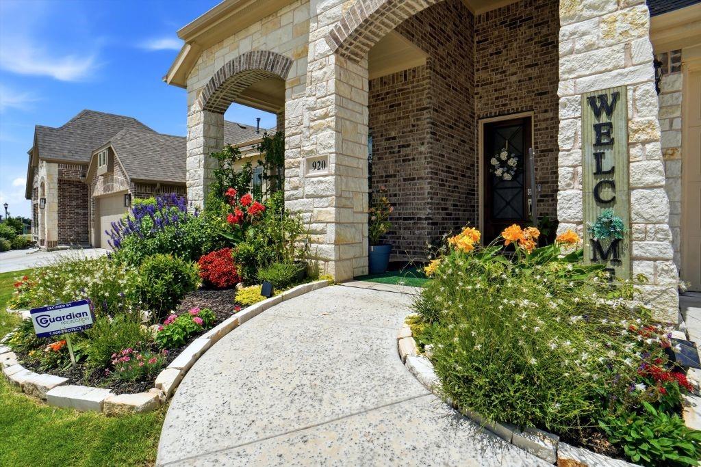 920 Cedar River Drive