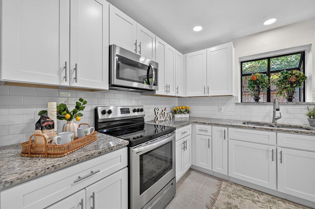 7717 Dove Court