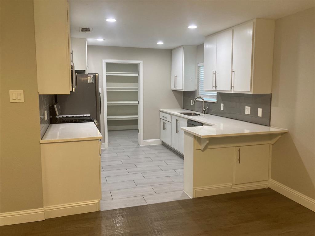 Starlite 06 - Residential Lease