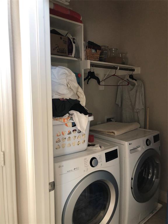 Lakeview Estates - Residential Lease