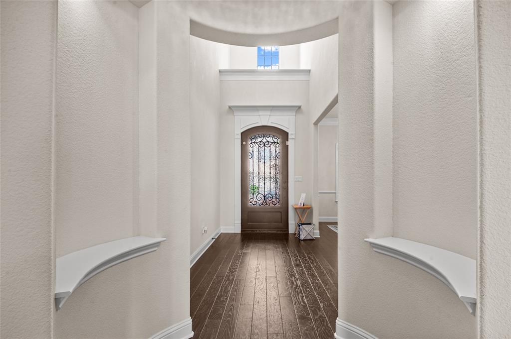 2504 Las Palmas Lane