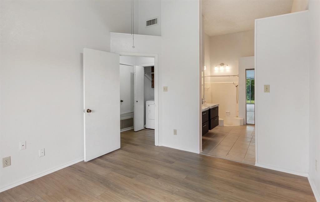 Lifescape Villas On Dublin Condos - Residential