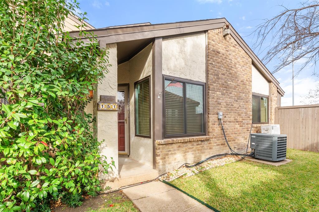 Lifescape Villas On Dublin Condos - Residential