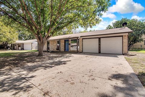 A home in Burleson