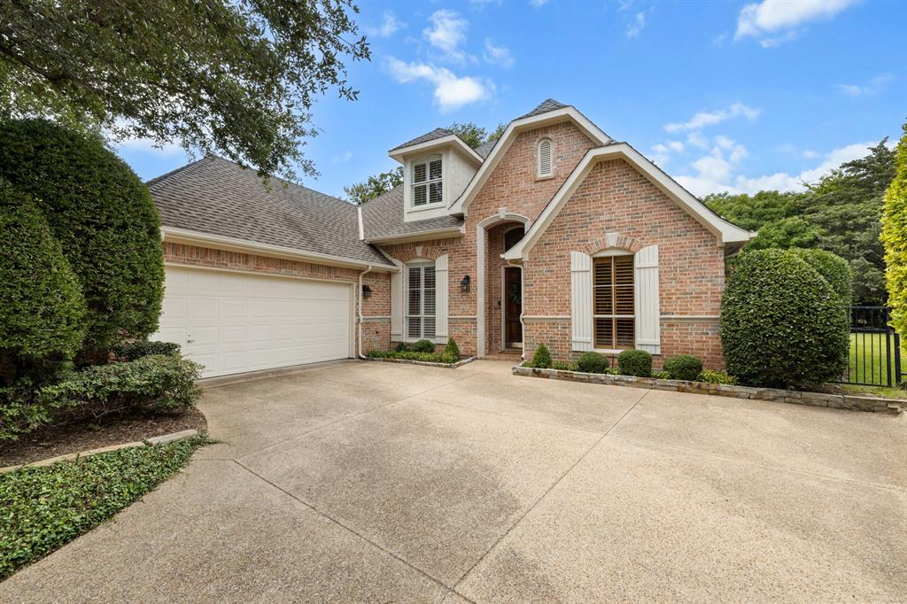608 Regency Crossing