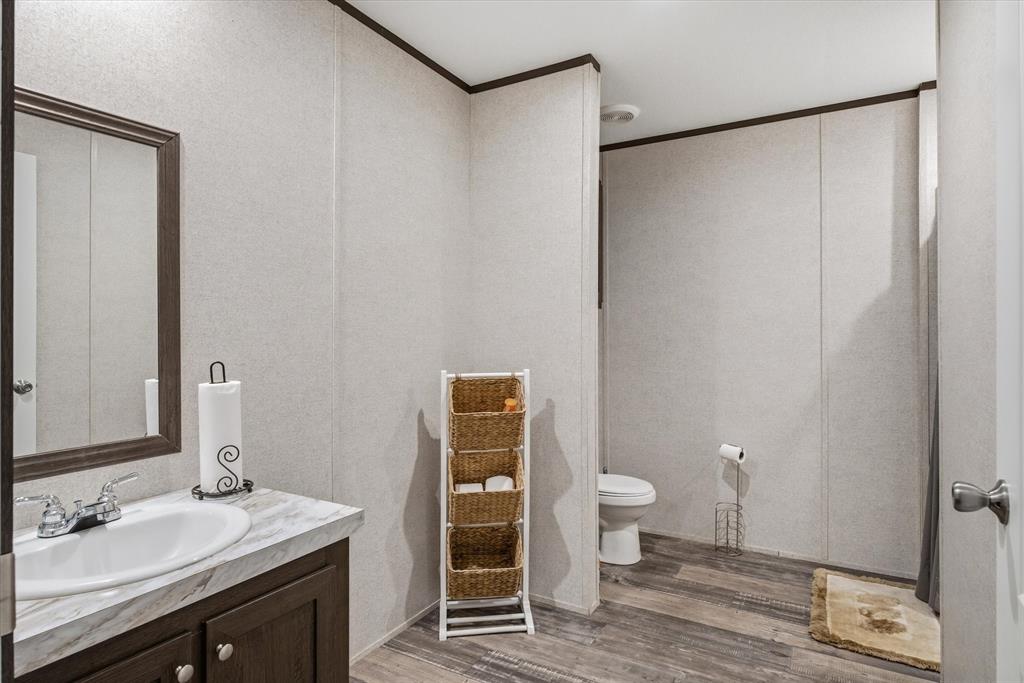 Lakeside Acres - Commercial Sale