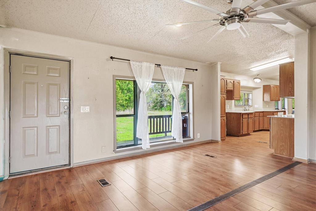 A100412-A0412 J Garrett - Residential