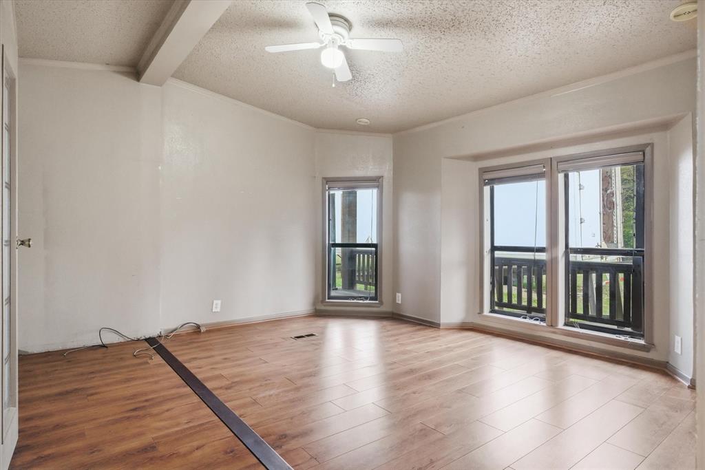 A100412-A0412 J Garrett - Residential