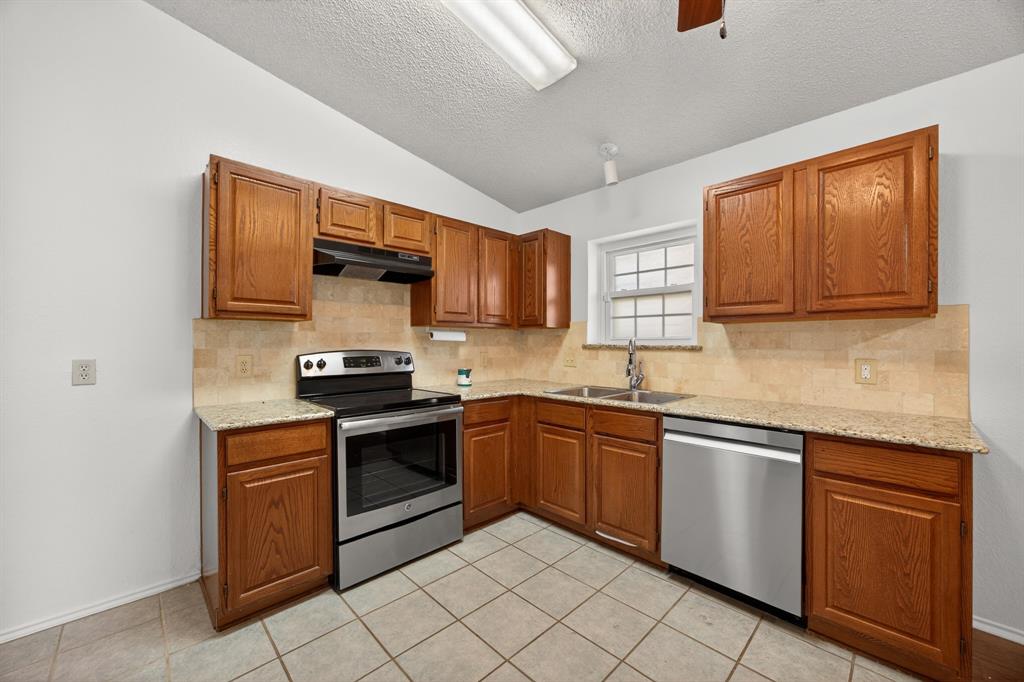 Alsbury Ridge - Residential