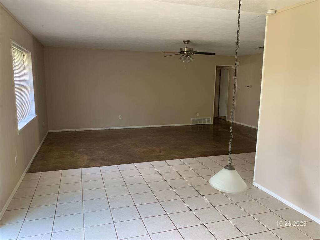 Benbrook Lakeside Add - Residential Lease