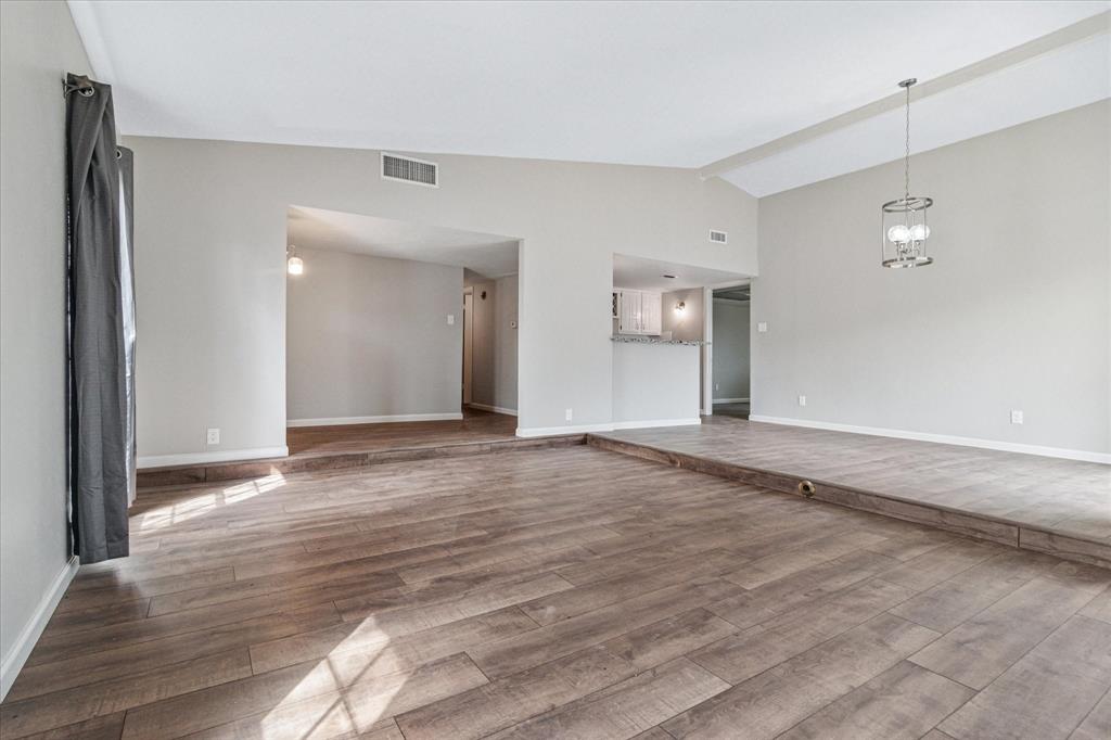 2120 Courtland Circle