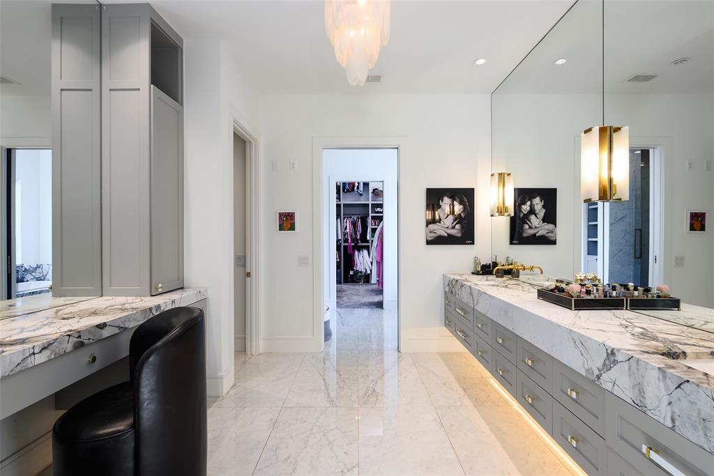 Daseke 02 - Residential