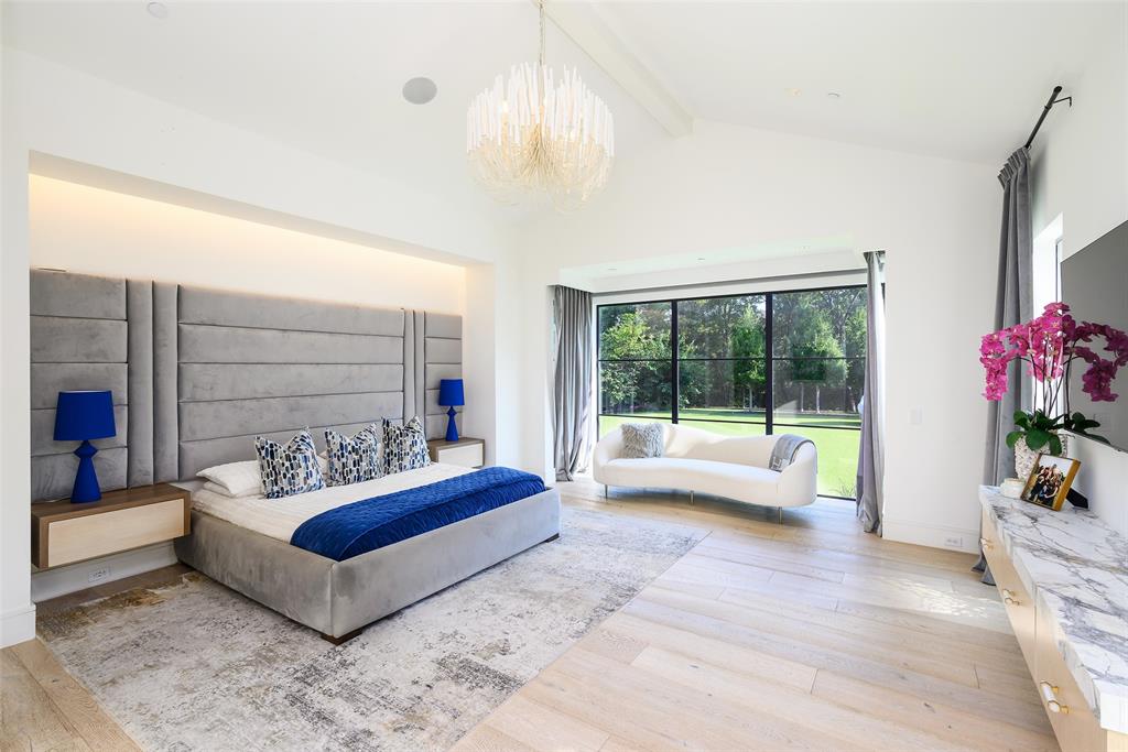 Daseke 02 - Residential