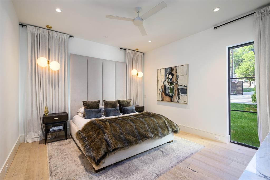 Daseke 02 - Residential