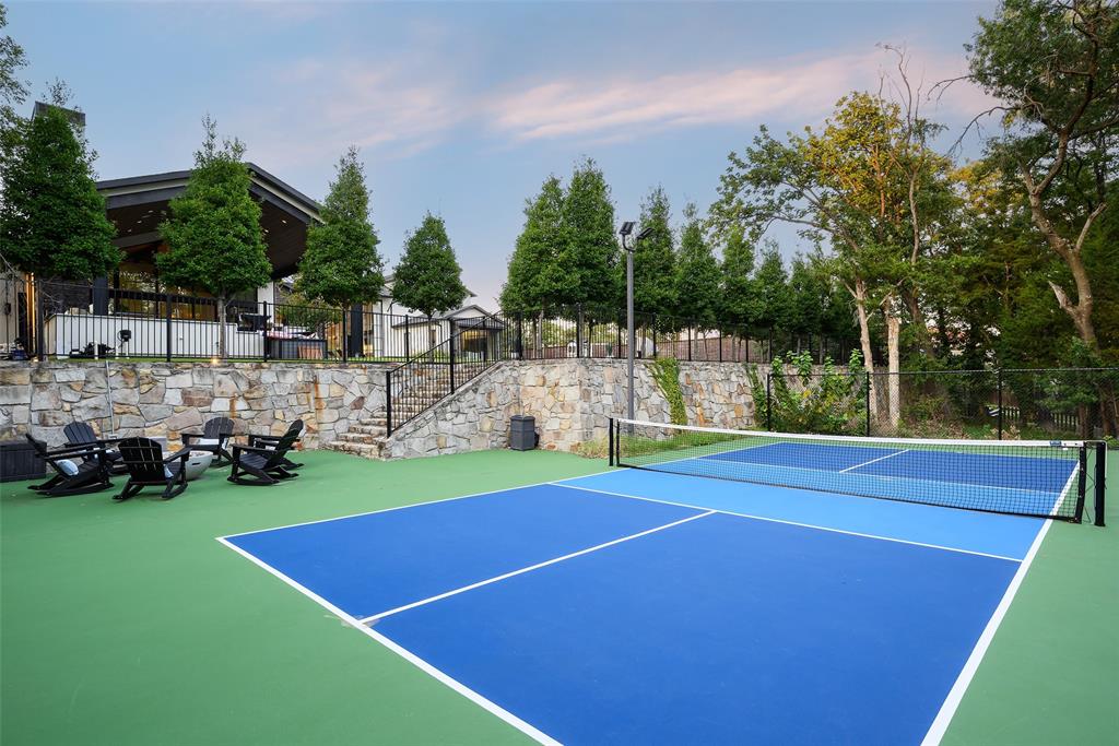 Daseke 02 - Residential