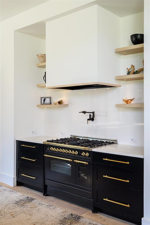 Daseke 02 - Residential