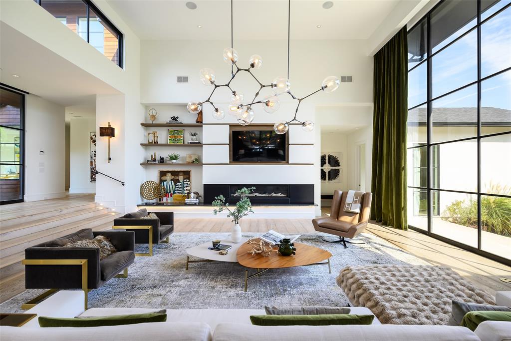 5530 Celestial Road