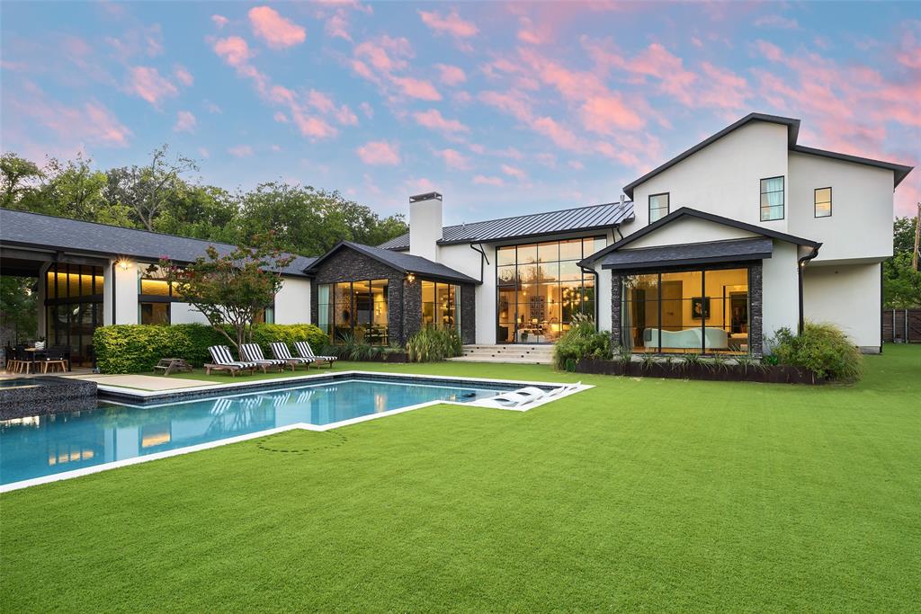 Daseke 02 - Residential