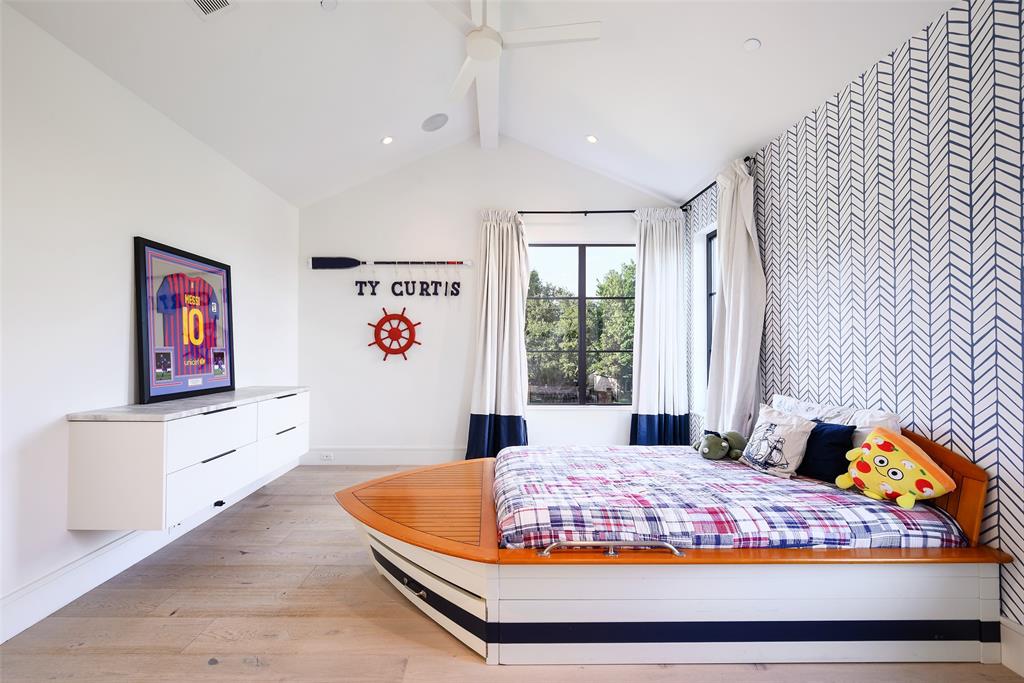 Daseke 02 - Residential